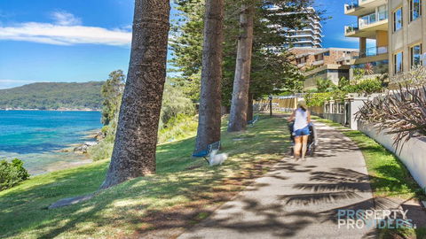 Fairlight Whispers - 10 Minutes From Manly - Accommodation QLD 3