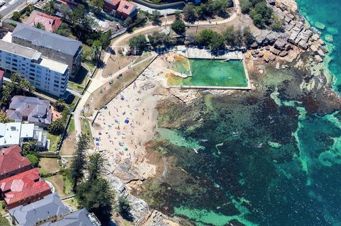 Fairlight Whispers - 10 Minutes From Manly - Accommodation QLD 0