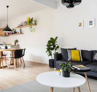 Felix - Gorgeously Designed Home - Accommodation QLD