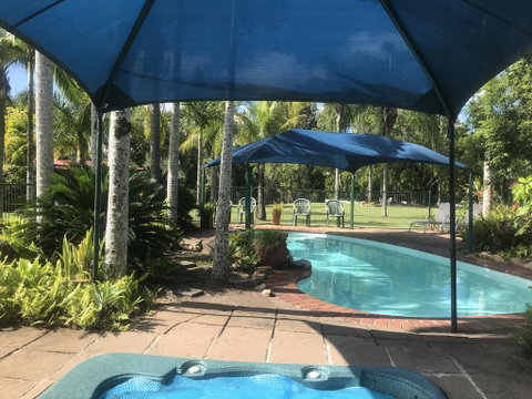 Ferns Hideaway Resort - Accommodation QLD 2