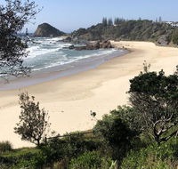 Fi's relaxing Beach House - Accommodation QLD