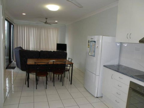 Fig Tree Down - Accommodation QLD 1