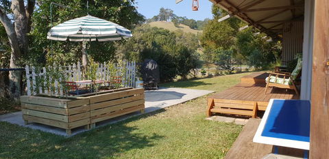 Fig Tree Retro Studio - Accommodation QLD 3