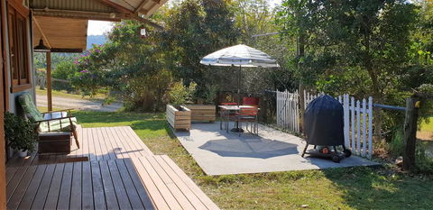Fig Tree Retro Studio - Accommodation QLD 2