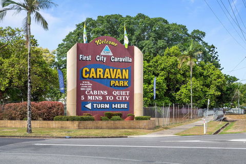 First City Caravilla - Accommodation QLD 0