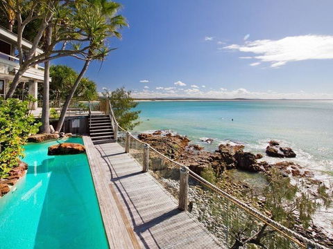 First Point - Accommodation QLD 1