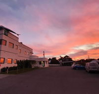 Fish Creek Hotel - Accommodation QLD