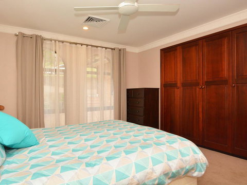 Fishing Point Shores - Accommodation QLD 2