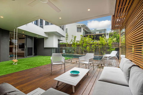 Flawless & Modern Luxury, Sunshine Beach - Accommodation QLD 2