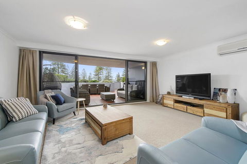 Flightdeck 101, 5-7 Clarence Street - Accommodation QLD 2