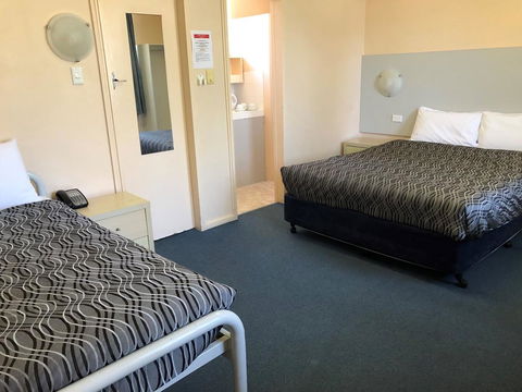 Flinders Motel - Accommodation QLD 3