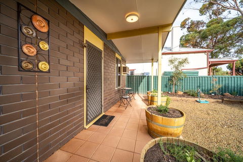 Flinders Ranges Bed And Breakfast - Accommodation QLD 2