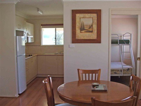 Fossickers Tourist Park - Accommodation QLD 3