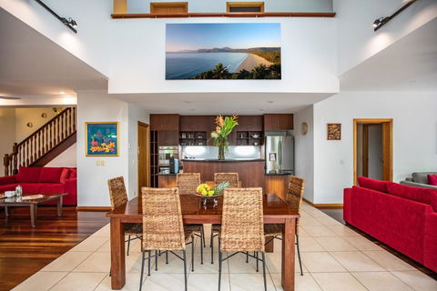 Four Mile Beach Retreat - Accommodation QLD 2