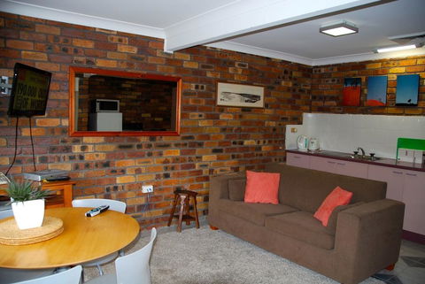 Freshwater Views - Accommodation QLD 3