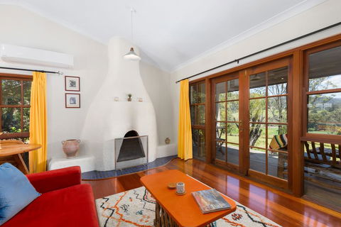 Orara Glen Pty Ltd- Friday Creek Retreat - Accommodation QLD 0