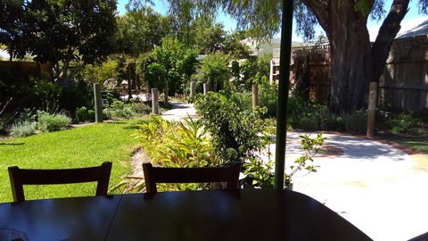 Friends Holiday House - Accommodation QLD 1