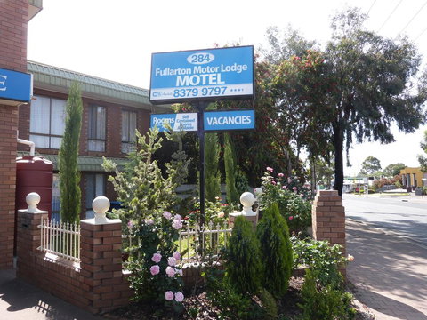 Fullarton Motor Lodge - Accommodation QLD 0