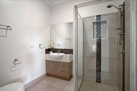 GALBRAITH BEACH STUDIO 2 - Accommodation QLD 2