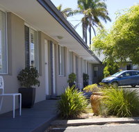 Gale Street Motel  Villas - Accommodation QLD