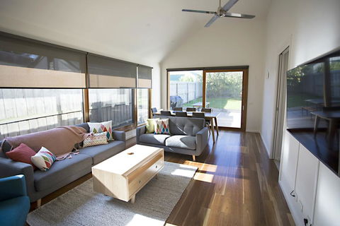 GALWAY COTTAGE - Accommodation QLD 0