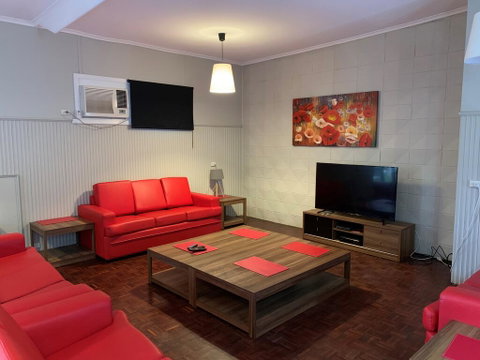 Gazebo Motor Inn - Accommodation QLD 2
