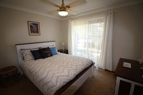 Gerry's Waterfront - Accommodation QLD 2