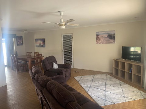 Gin Gin Budget Accommodation - Accommodation QLD 2