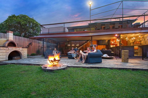 Gladstone Backpackers - Accommodation QLD 0