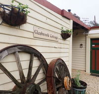 Glenbrook House  Cottage - Accommodation QLD