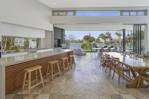 Go With The Flow, Noosa Sound - Accommodation QLD 2