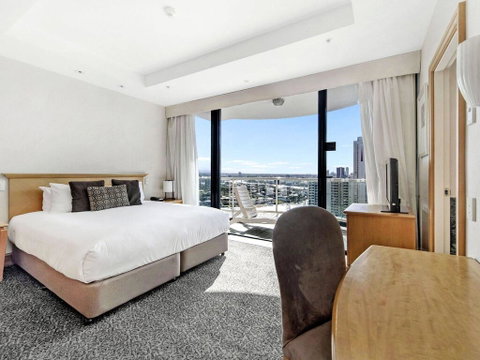Gold Tower Private 2 Bedroom Dual Key - Accommodation QLD 3