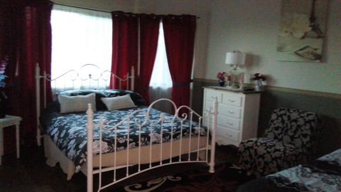 GOLDEN LACE B&B - Accommodation QLD 1