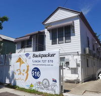 Gonow Family Backpackers Hostel - Accommodation QLD