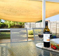Goolwa Blue Escape - WiFi - Pet-Friendly - Accommodation QLD
