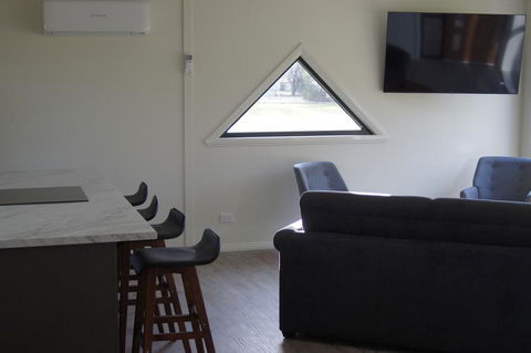 Goolwa Spa & River Retreat House - Accommodation QLD 1