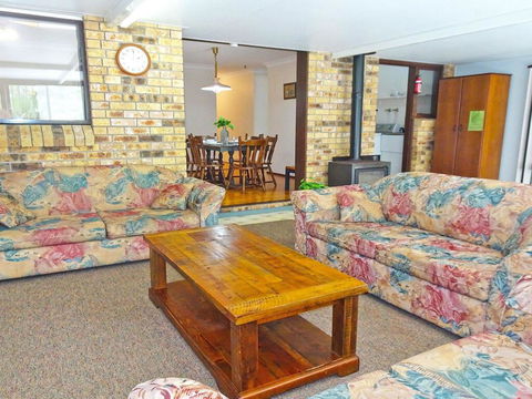 Government Rd 108 - Shoal Bay - Accommodation QLD 3