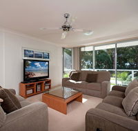 Government Road Unit 03 153 Bagnalls Beach Apartment - Accommodation QLD