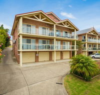 Grand Pacific 2 Unit 1 - Accommodation QLD