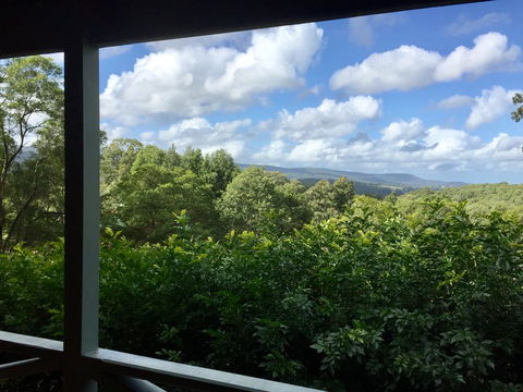 Grand View Holiday Home - Accommodation QLD 1