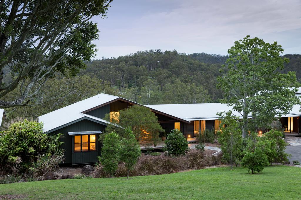 Pullenvale QLD Accommodation QLD