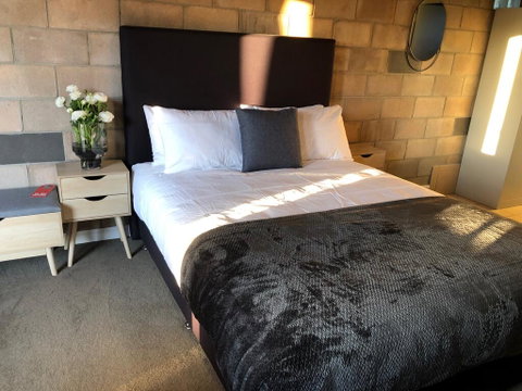 Granite Belt Cabins - Accommodation QLD 1