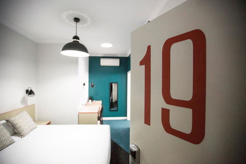 Greenacre Hotel - Accommodation QLD 1