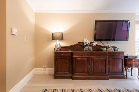 Greenwich Heritage - Accommodation QLD 3