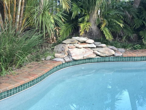 Guest House On Hyde - Accommodation QLD 1
