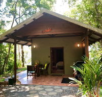 Gunnadoo Holiday - Accommodation QLD