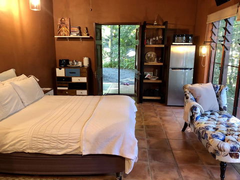 Gunnadoo Holiday - Accommodation QLD 1