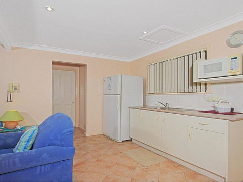 Gunyah - An Idyllic Coastal Getaway - Accommodation QLD 3