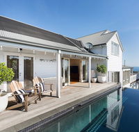 Hampton's Retreat Family friendly water views close to beach with heated pool - Accommodation QLD