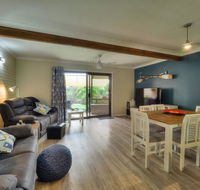 Harbour Court on the Bay - Accommodation QLD